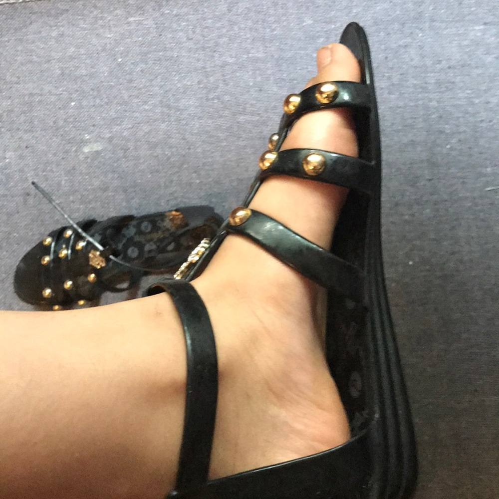 Shoes - Picture 3 of 3